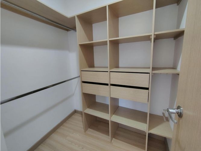 Apartamento de 2 alcobas en arriendo en Loma De Los Gonzalez, Medellín, 80 m² · foto 12 de 20