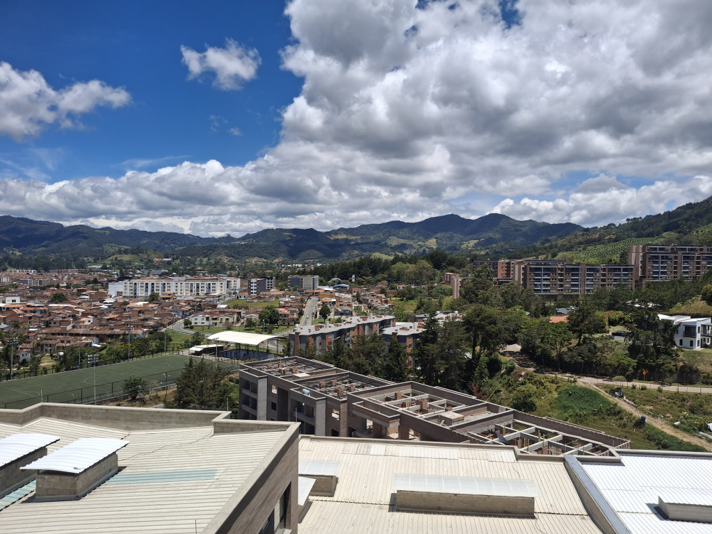 Apartamento en arriendo en La Ceja · foto 10 de 21