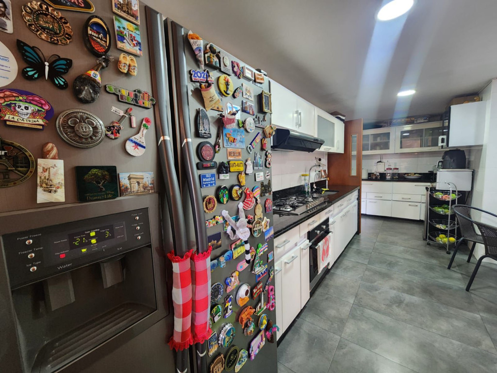 Apartamento en venta en Santa Barbara Central, Bogotá · foto 3 de 17