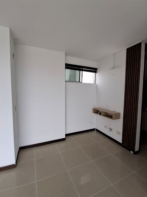 Apartamento de 3 alcobas en venta en Valle Del Lili, Cali, 84 m² · foto 4 de 14