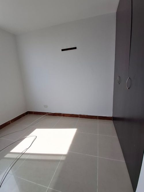 Apartamento de 3 alcobas en venta en Valle Del Lili, Cali, 84 m² · foto 7 de 14