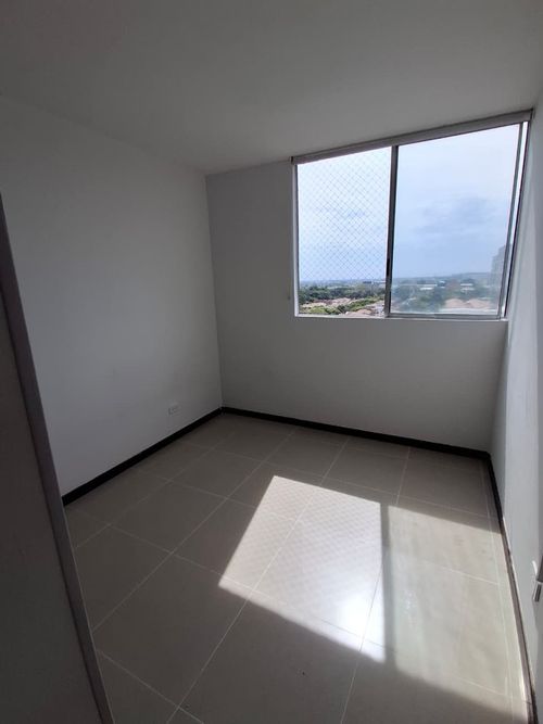 Apartamento de 3 alcobas en venta en Valle Del Lili, Cali, 84 m² · foto 10 de 14