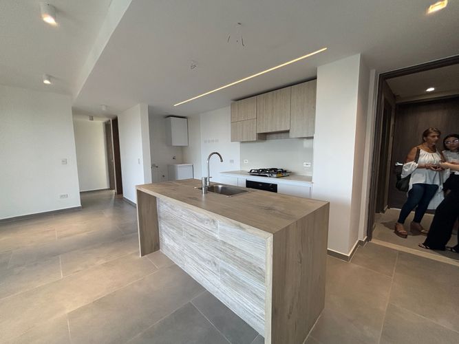 Apartamento de 2 alcobas en venta en Lagos Del Caujaral, Barranquilla, 90 m² · foto 6 de 17