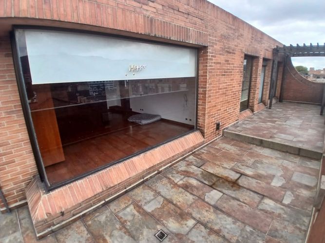 Apartamento de 5 alcobas en arriendo en Santa Barbara Occidental, Bogotá, 340 m² · foto 10 de 24