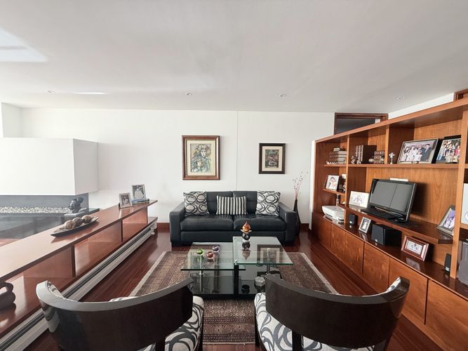 Apartamento de 3 alcobas en venta en Bosque Medina, Bogotá, 270 m² · foto 3 de 24