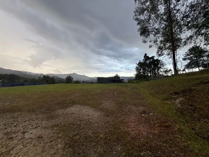 Lote en venta en Guayabito, Rionegro, 2169 m² · foto 6 de 7