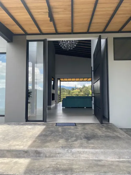 Casa de 3 alcobas en venta en Pantanillo, El Retiro, 1680 m² · foto 10 de 24
