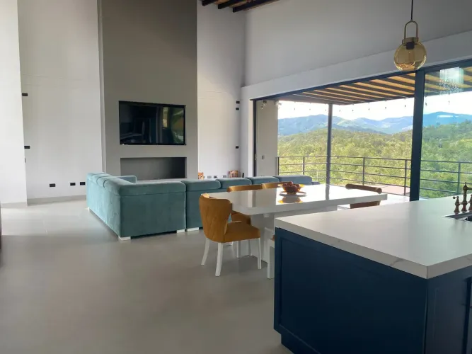 Casa de 3 alcobas en venta en Pantanillo, El Retiro, 1680 m² · foto 17 de 24