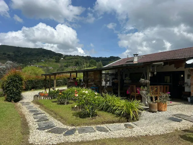 Casa de 4 alcobas en venta en La Mosquita, Guarne · foto 5 de 24