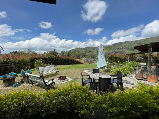 Casa de 4 alcobas en venta en La Mosquita, Guarne · foto 10 de 24