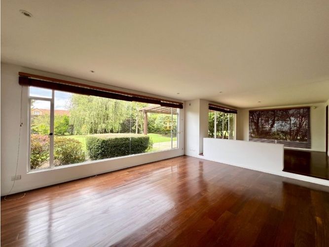 Casa de 4 alcobas en venta en Fusca, Chía, 1081 m² · foto 9 de 24