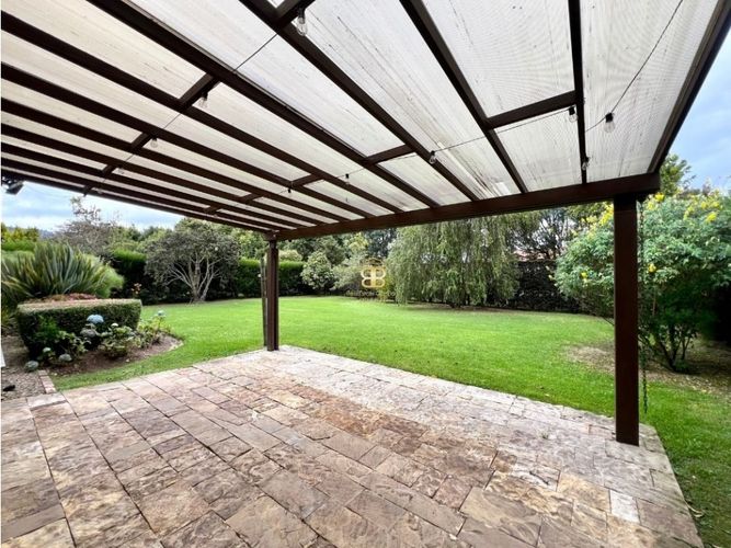 Casa de 4 alcobas en venta en Fusca, Chía, 1081 m² · foto 23 de 24