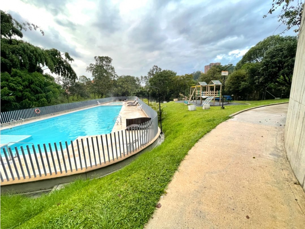 Apartamento en venta en Loma Del Esmeraldal, Envigado · foto 23 de 24