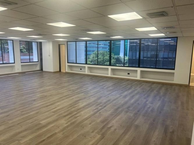 Oficina en arriendo en Milla De Oro, Medellín, 125 m² · foto 3 de 16