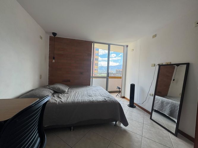 Apartaestudio en venta en Oviedo, Medellín, 52 m² · foto 7 de 11