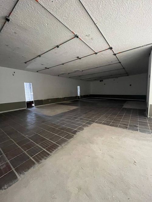 Bodega en arriendo en Puerta Del Sol, Bucaramanga, 2147 m² · foto 3 de 11