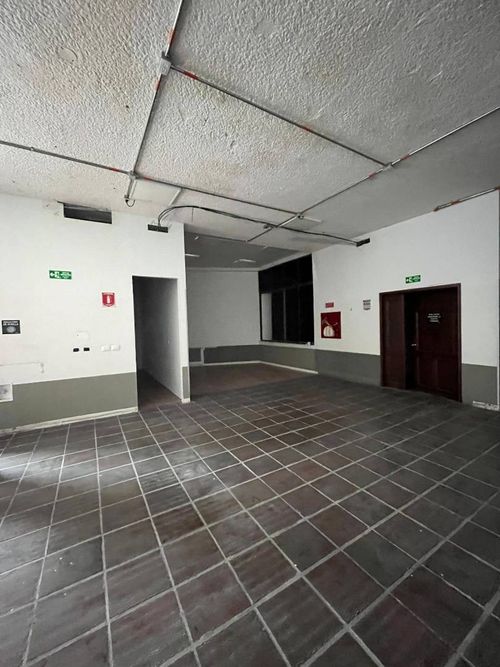 Bodega en arriendo en Puerta Del Sol, Bucaramanga, 2147 m² · foto 6 de 11