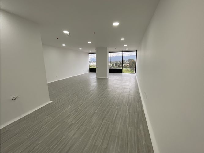 Consultorio en arriendo en Canelon, Cajicá, 64 m² · foto 2 de 9