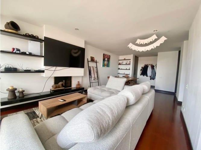 Apartamento de 2 alcobas en venta en Bella Suiza, Bogotá, 100 m² · foto 5 de 12