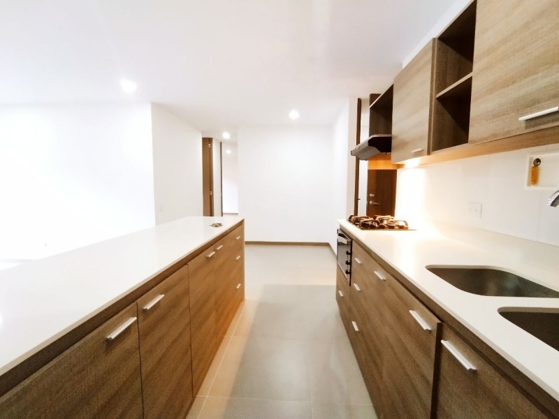 Apartamento en Arriendo en Loma de las brujas, Envigado