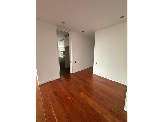 Apartaestudio en venta en Los Rosales, Bogotá, 190 m² · foto 9 de 24