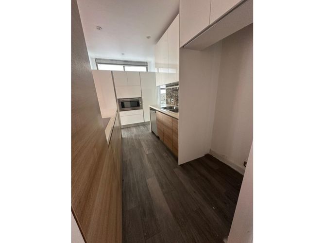 Apartaestudio en venta en Los Rosales, Bogotá, 190 m² · foto 16 de 24