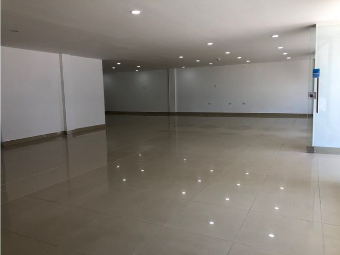 Local en venta en San Vicente, Cali, 210 m² · foto 3 de 15