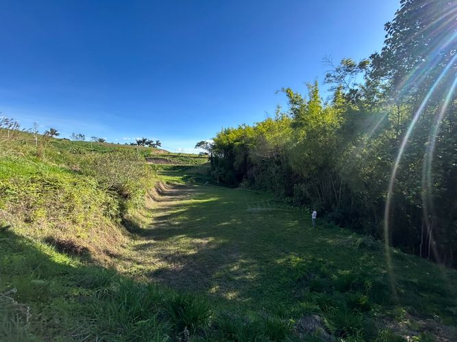 Lote en venta en Tribunas Corcega, Pereira, 2872 m² · foto 3 de 9