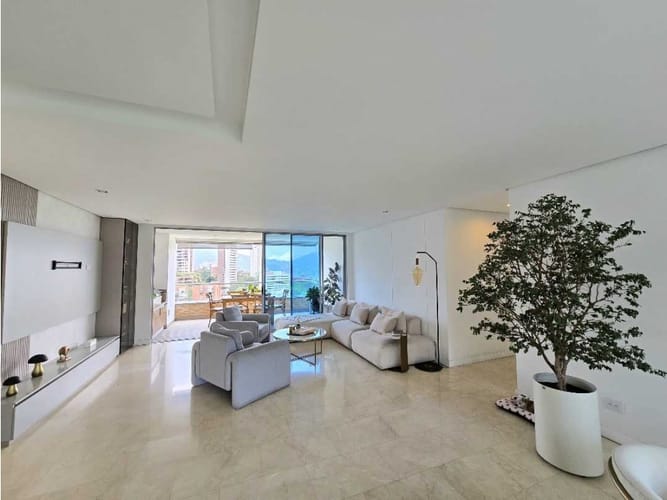 Apartamento de 3 alcobas en venta en Los Balsos, Medellín, 200 m² · foto 7 de 24