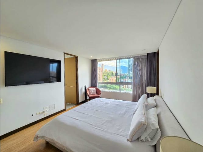 Apartamento de 3 alcobas en venta en Los Balsos, Medellín, 200 m² · foto 13 de 24