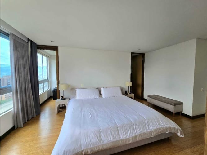 Apartamento de 3 alcobas en venta en Los Balsos, Medellín, 200 m² · foto 18 de 24