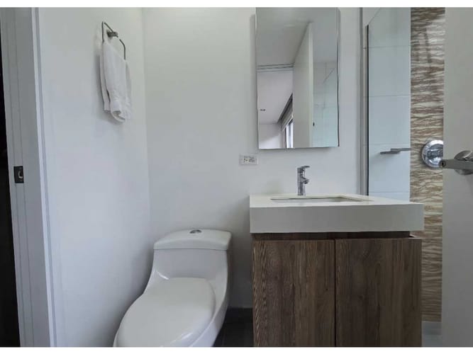 Apartamento de 3 alcobas en venta en Los Balsos, Medellín, 200 m² · foto 21 de 24