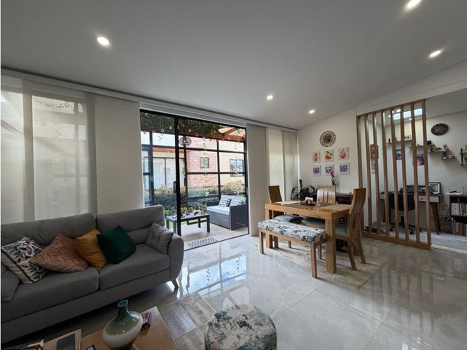 Casa de 3 alcobas en venta en Los Zipas, Chía, 116 m² · foto 2 de 24