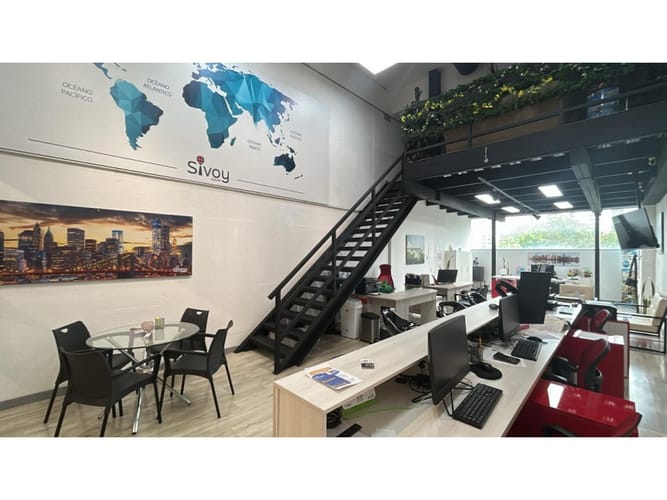 Local en arriendo en Loma Del Escobero, Envigado, 100 m² · foto 3 de 12