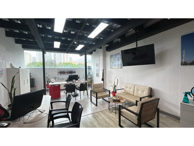 Local en arriendo en Loma Del Escobero, Envigado, 100 m² · foto 5 de 12