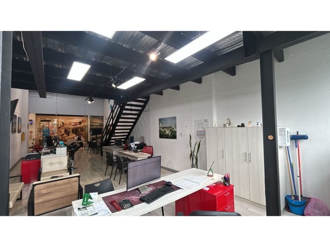 Local en arriendo en Loma Del Escobero, Envigado, 100 m² · foto 6 de 12