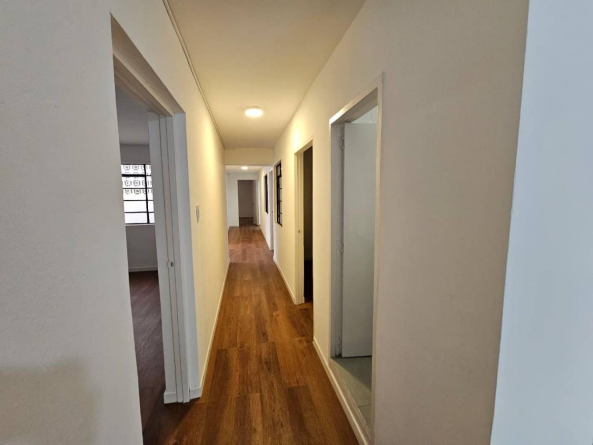 Casa en arriendo en Manila, Medellín · foto 3 de 24