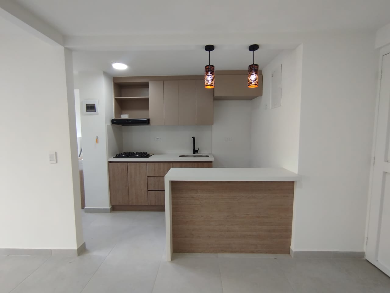 Apartamento en arriendo en Centro, Rionegro · foto 3 de 14