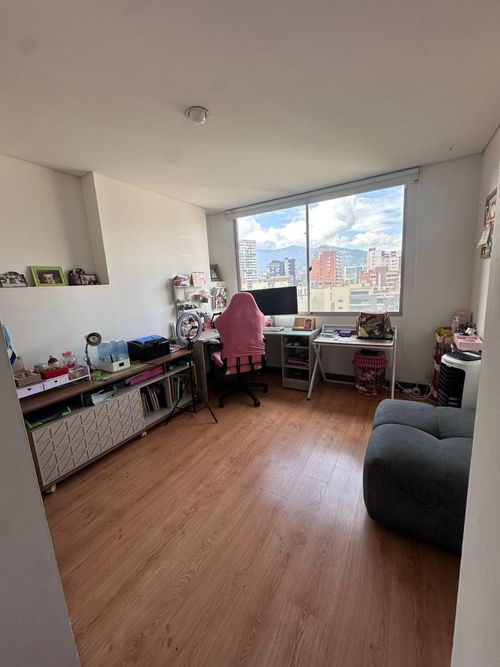 Apartamento de 4 alcobas en arriendo en Zuñiga, Medellín, 185 m² · foto 2 de 16