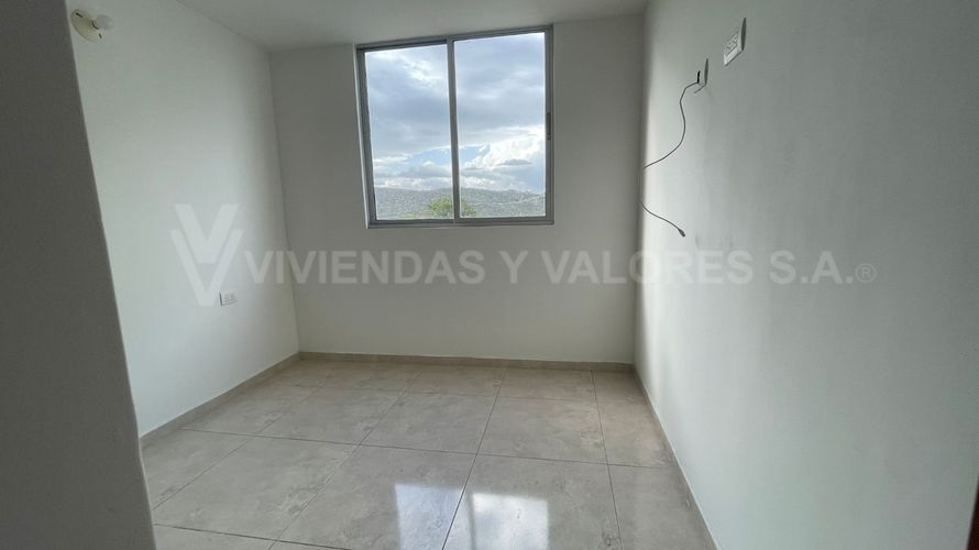 Apartamento de 3 alcobas en venta en La Floresta, Los Patios, 75 m² · foto 8 de 12