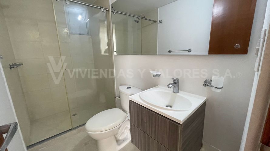 Apartamento de 3 alcobas en venta en La Floresta, Los Patios, 75 m² · foto 11 de 12
