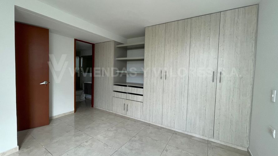 Apartamento de 3 alcobas en venta en La Floresta, Los Patios, 75 m² · foto 3 de 12