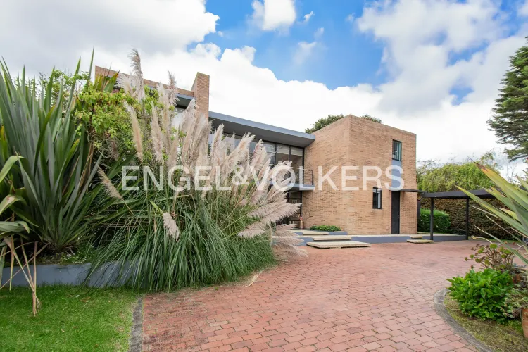 Casa de 4 alcobas en venta en Guaymaral, Bogotá, 332 m² · foto 18 de 18