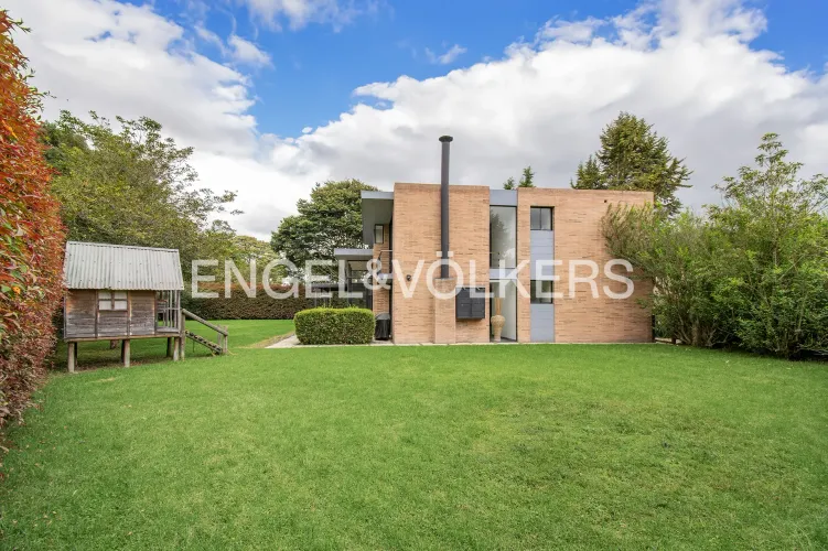 Casa de 4 alcobas en venta en Guaymaral, Bogotá, 332 m² · foto 16 de 18