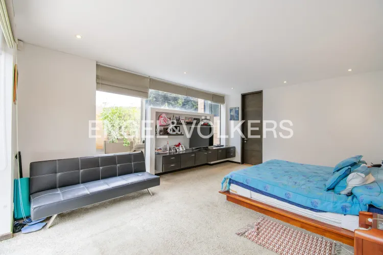 Casa de 4 alcobas en venta en Guaymaral, Bogotá, 332 m² · foto 9 de 18