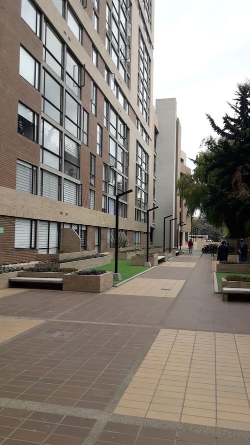 Apartamento de 2 alcobas en venta en Lagos De Cordoba, Bogotá, 37 m² · foto 3 de 16