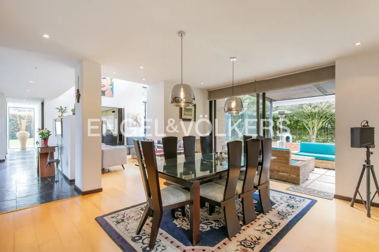 Casa de 4 alcobas en venta en Guaymaral, Bogotá, 332 m² · foto 4 de 18