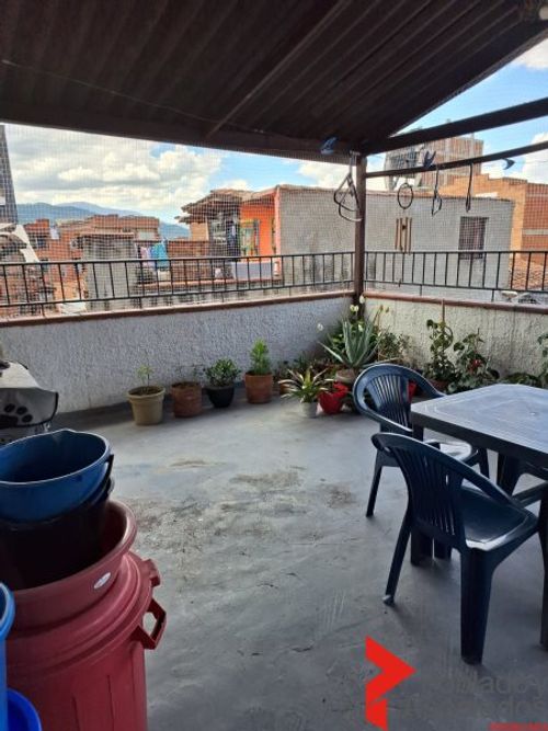 Casa de 3 alcobas en venta en Mesa, Envigado, 100 m² · foto 13 de 16