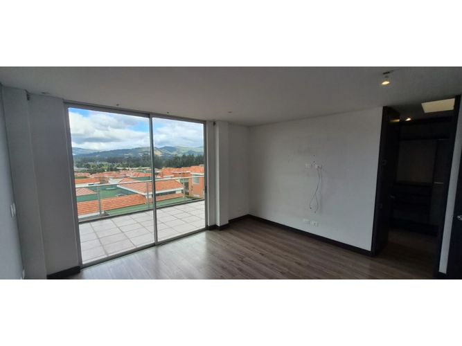 Casa de 3 alcobas en venta en El Belen, Cajicá, 254 m² · foto 7 de 20