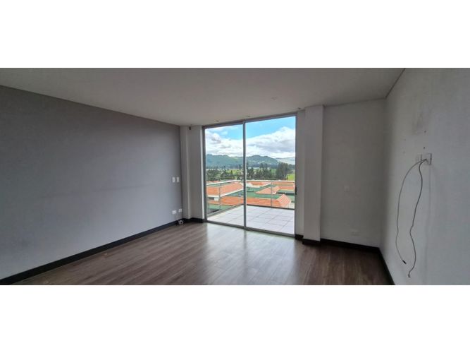 Casa de 3 alcobas en venta en El Belen, Cajicá, 254 m² · foto 8 de 20